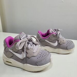 Nike Air Max Guile Grey and Pink Sneakers 917644-004 Size Girl's 5C